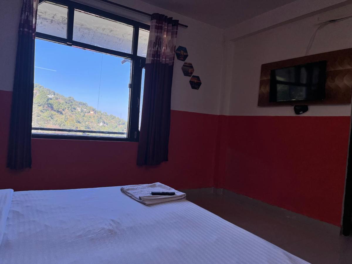 Sunrise View Homestay Kasauli Zewnętrze zdjęcie
